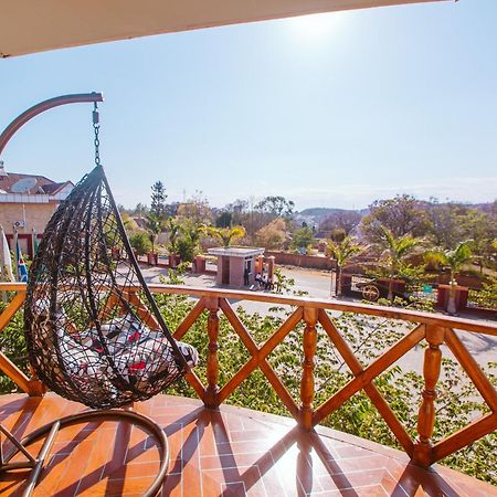 Mount Royal Villa Иринга Екстериор снимка
