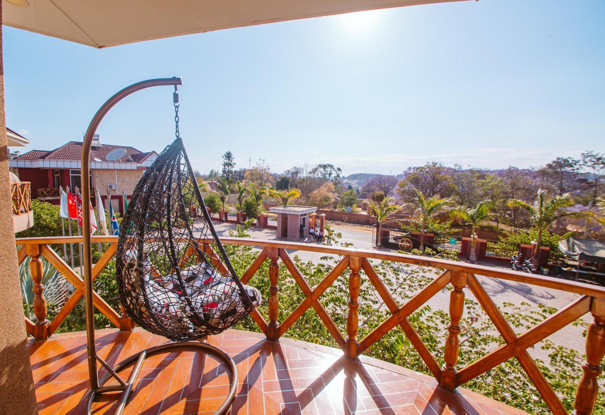 Mount Royal Villa Иринга Екстериор снимка